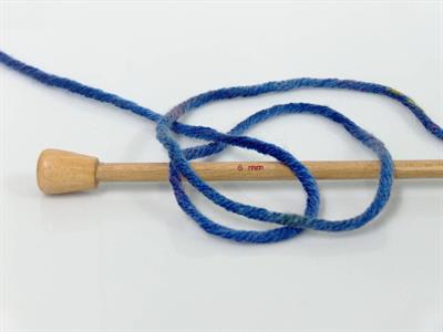 4x100gr. ANTIPILLING COLOR BULKY  Yeşil, Pembe, Mavi, Kırmızı, Turuncu Kışlık, Düz iplikler, Batik Desenli, Kalın, 100% Akrilik , Anti-Pilling, Makina Yıkama