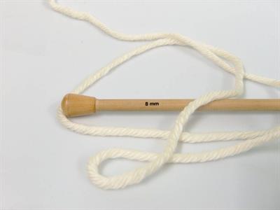 2x200gr. ATLAS JUMBO Akrilik Krem Kışlık, Düz iplikler, Çok Kalın, 100% Akrilik