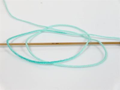 Lot of 4 x 100gr Skeins Ice Yarns BABY BATIK Yarn Mint Green White