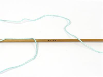 4x100gr. BISCUIT  Beyaz, Turkuaz Tonları Kışlık, Düz iplikler, Batik Desenli, 100% Akrilik