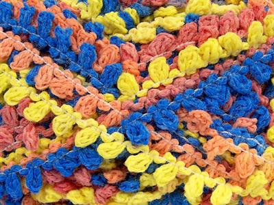 4x100gr. BOUCLERON CHAIN Akrilik Yeşil, Mavi, Sarı, Somon Tonları Buklet, Çok Kalın, Batik Desenli