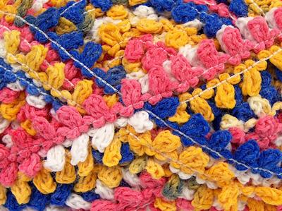 4x100gr. BOUCLERON CHAIN Akrilik Pembe, Mavi, Beyaz, Sarı Buklet, Çok Kalın, Batik Desenli