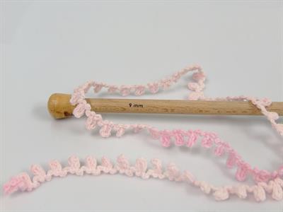 4x100gr. BOUCLERON CHAIN Akrilik Pembe tonları, Mavi Tonları Buklet, Çok Kalın, Batik Desenli