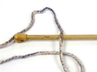 Lot of 2 x 150gr Skeins Ice Yarns CAKES ALPINE ANGORA (20% Angora) Yarn Ecru Camel Salmon Purple Shades