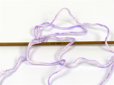 Lot of 2 x 140gr Skeins Ice Yarns CAKES ANTIPILLING SPRAY Yarn Lilac Shades White