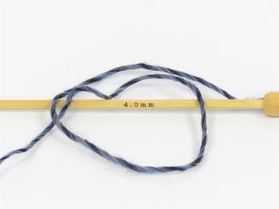 Lot of 2 x 150gr Skeins Ice Yarns CAKES CAMARO (50% Wool) Yarn Blue Shades