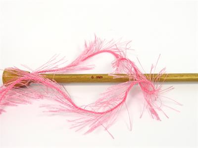 Lot of 2 x 200gr Skeins Ice Yarns CAKES EYELASH Hand Knitting Yarn Pink