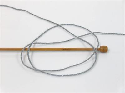 Lot of 2 x 150gr Skeins Ice Yarns CAKES GLITZ Yarn Grey Shades White