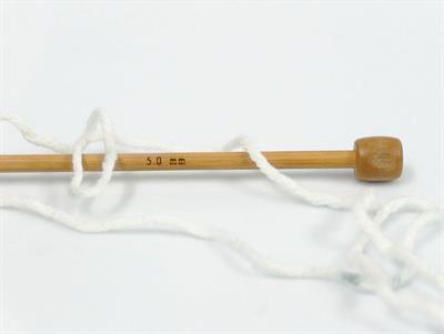 Lot of 2 x 140gr Skeins Ice Yarns CAKES Hand Knitting Yarn Grey Shades White