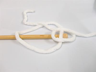 Lot of 2 x 200gr Skeins Ice Yarns CHENILLE SUPERBULKY (100% MicroFiber) Yarn White