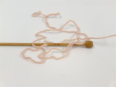 4x100gr. CLASSIC DK Akrilik Koyu Bej Kışlık, Düz iplikler, 100% Akrilik