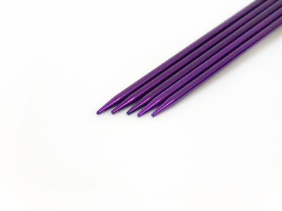 Color Double Point Knitting Needles . 4 mm (US 6)