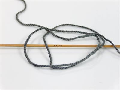 4x100gr. DORA Akrilik Koyu Gri Kışlık, Düz iplikler, 100% Akrilik