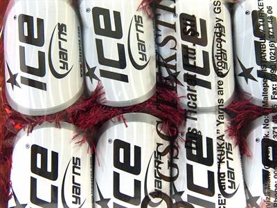 8x50gr. EYELASH  Koyu kırmızı Yumoş, Sakallı, Kışlık, Kalın