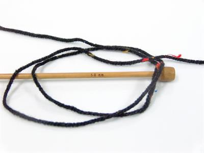 4x100gr. FAVORITE TWEED Viskon, Akrilik Siyah, Gökkuşağı Kışlık, Noktalı, Düz iplikler, Worsted, 100% Akrilik