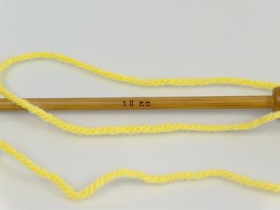 4x100gr. FAVORITE Akrilik Sarı Kışlık, Düz iplikler, Worsted, 100% Akrilik