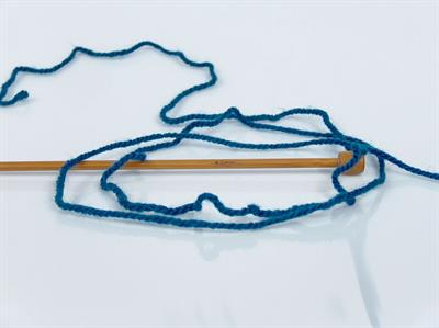 4x100gr. GONCA Akrilik Çamurcun Kışlık, Düz iplikler, 100% Akrilik