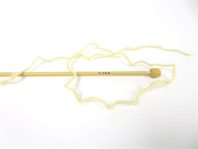 Lot of 4 x 100gr Skeins Ice Yarns SHAGGY Hand Knitting Yarn Dark Cream Shades