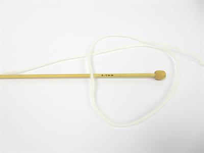 Lot of 4 x 100gr Skeins Ice Yarns SHAGGY Hand Knitting Yarn Cream Shades