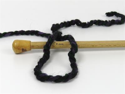 Lot of 2 x 200gr Skeins Ice Yarns PUZZLE WOOL CHUNKY (35% Wool) Yarn Black Green Yellow Turquoise Red