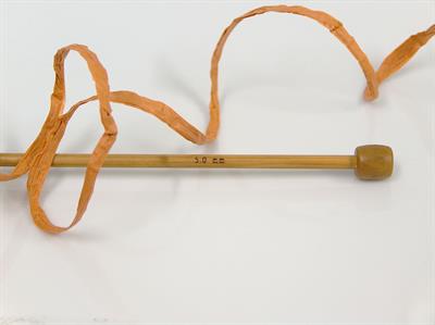 Lot of 2 x 100gr Skeins Ice Yarns RAFFIA (100% Viscose) Hand Knitting Yarn Gold