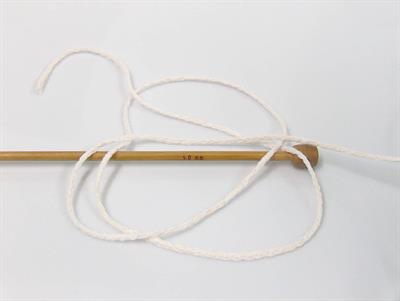 Lot of 2 x 200gr Skeins Ice Yarns SAVER CHAIN COLOR Yarn Blue Salmon White