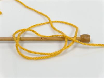 2x200gr. SAVER  Altın Kışlık, Düz iplikler, Worsted, 100% Akrilik , Makina Yıkama