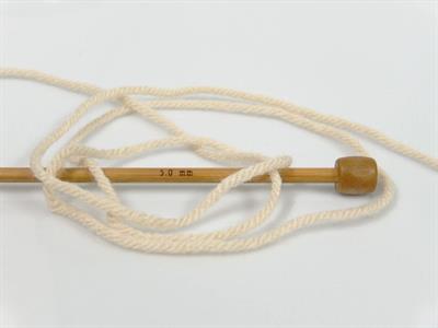 2x200gr. SAVER  Açık Bej Kışlık, Düz iplikler, Worsted, 100% Akrilik , Makina Yıkama