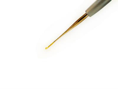 Tulip Plastic Handle Crochet Hook . #19 - 0.65 mm