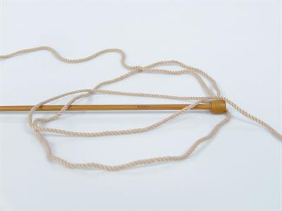 4x100gr. TWISTER DK Akrilik Koyu Bej Kışlık, Düz iplikler, 100% Akrilik