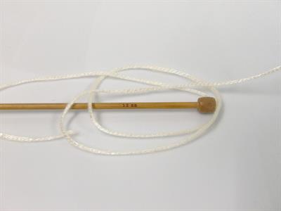 Lot of 4 x 100gr Skeins Ice Yarns UNIVERSE (19% Wool) Hand Knitting Yarn Cream