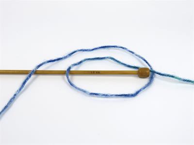 Lot of 4 x 100gr Skeins Ice Yarns WOOL VARICOLOR WORSTED (25% Wool) Yarn Blue Shades Green Shades