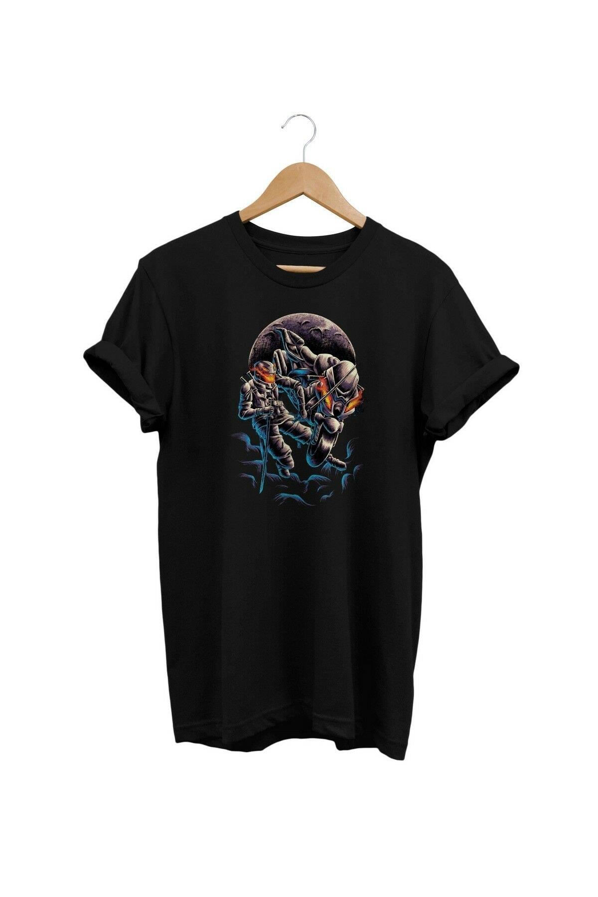 Widi Flaming Helmet - Alevli Kask Baskılı T-Shirt Siyah