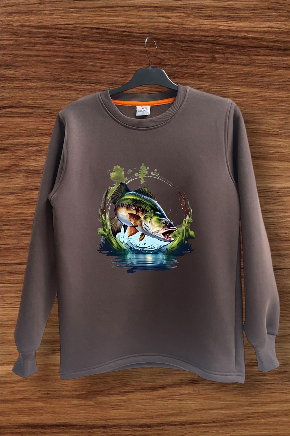 Avcılık Fishing Levrek Balıkçılığı Baskılı Regular Fit %100 Pamuk Bisiklet Yaka Sweatshirt - Kahverengi