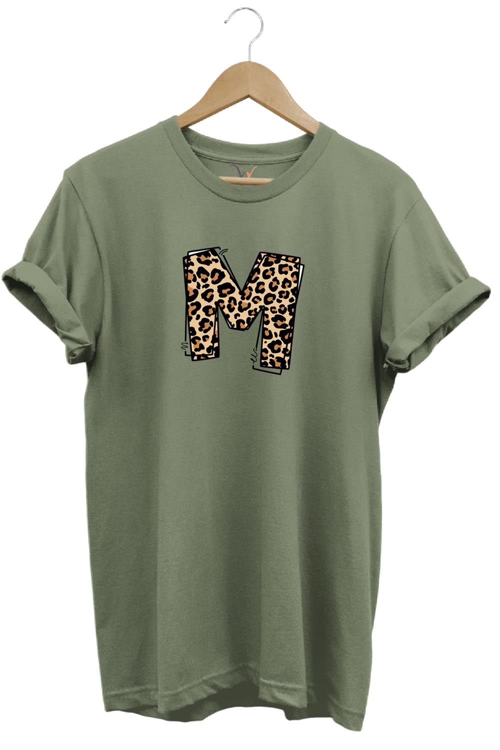 Leopar Desenli Doğum Günü Hediyesi M Harfi Baskılı %100 Pamuk Regular Fit Bisiklet Yaka T-Shirt - Haki