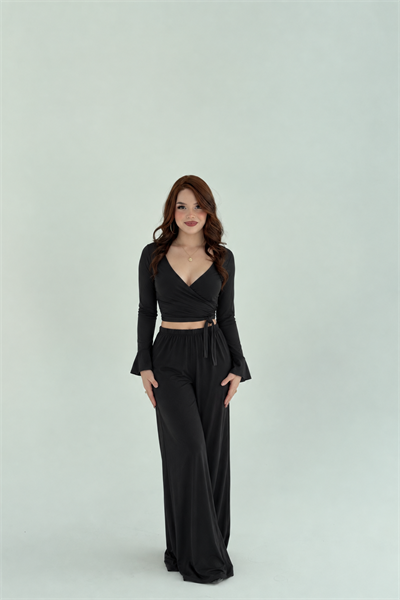 Alessa Kruvaze Takım Siyah