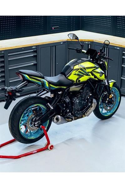 YAMAHA MT 07 2020-2024 V3 YELLOW CARTOON GRAPHİC STİCKER KİT SET