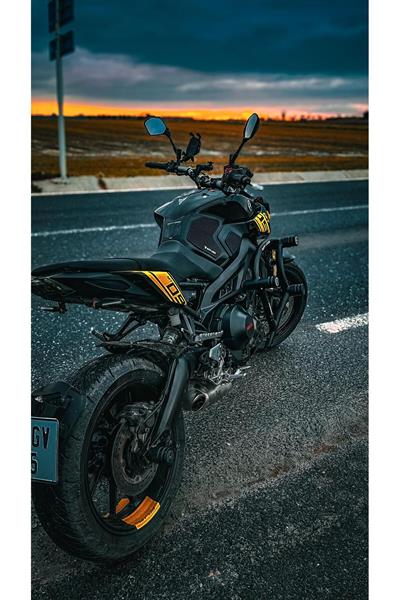 Yamaha MT-09 2017–2019 Compatible Motorcycle Tail Sticker – Model MDL2