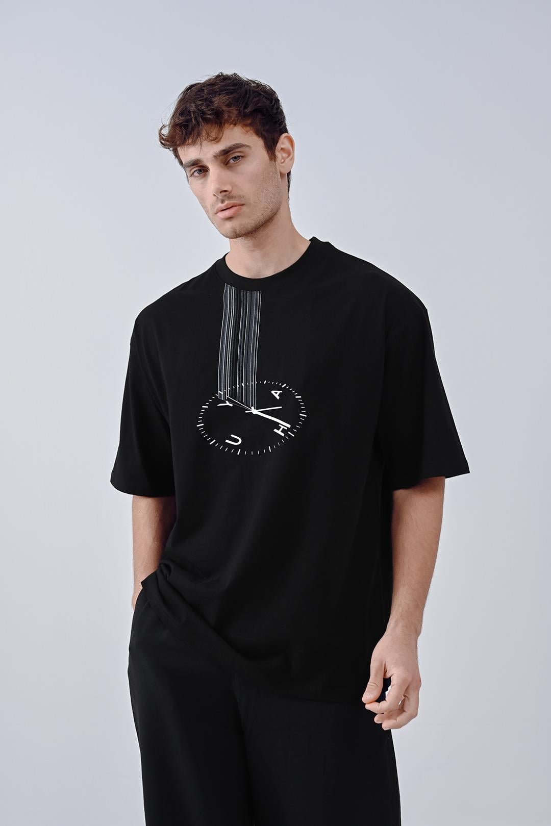 Saat Tasarım Siyah Pamuk Bisiklet Yaka Oversize T-shirt 23'