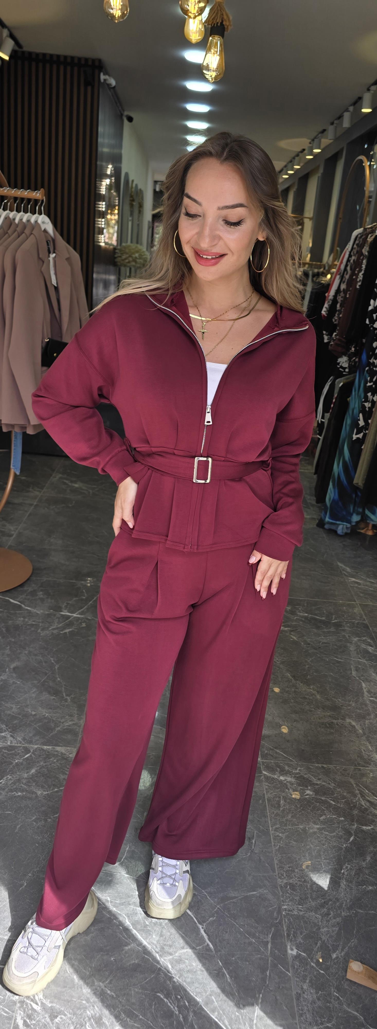 BORDO KEMERLİ RAHAT KALIP OSYH KUMAŞ EŞOFMAN TAKIMI
