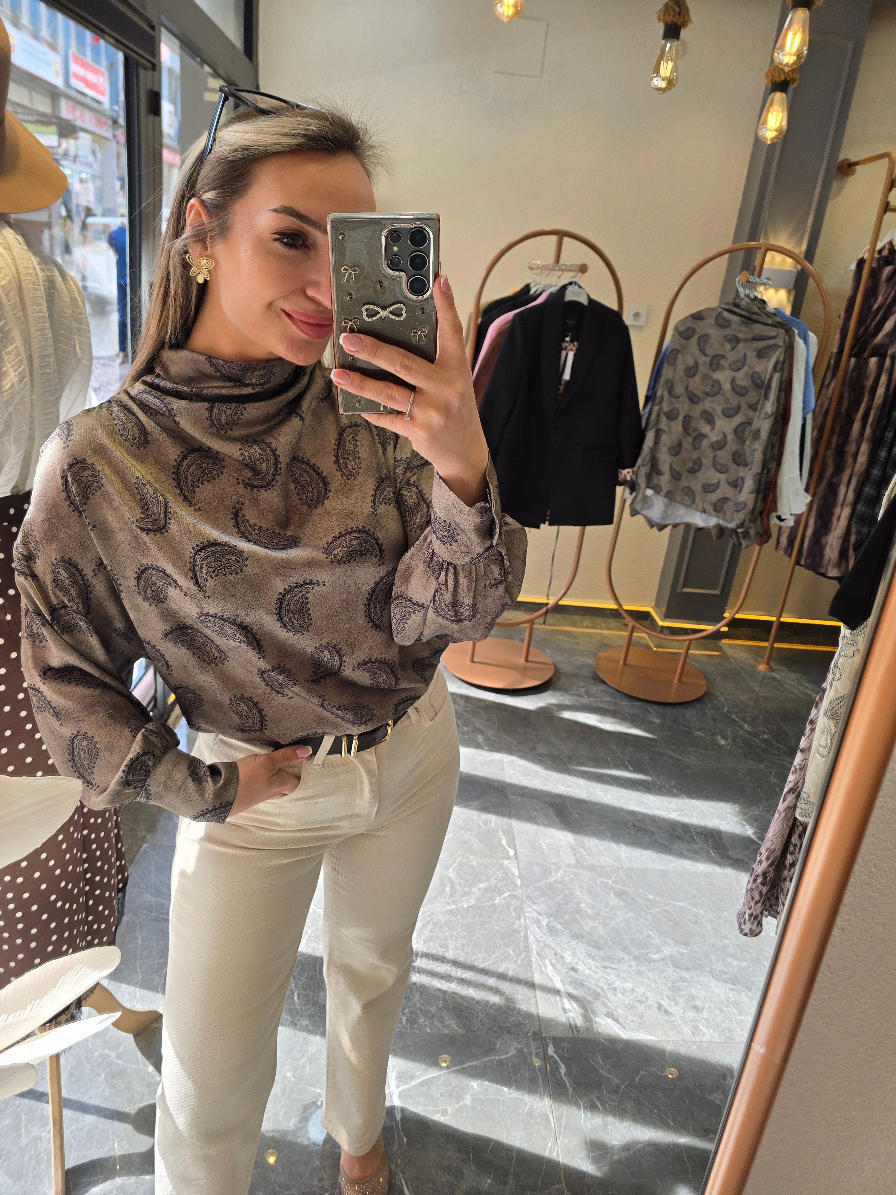 DİK YAKA YARASA KOL TARASIM BLUZ YEŞİL RENK 