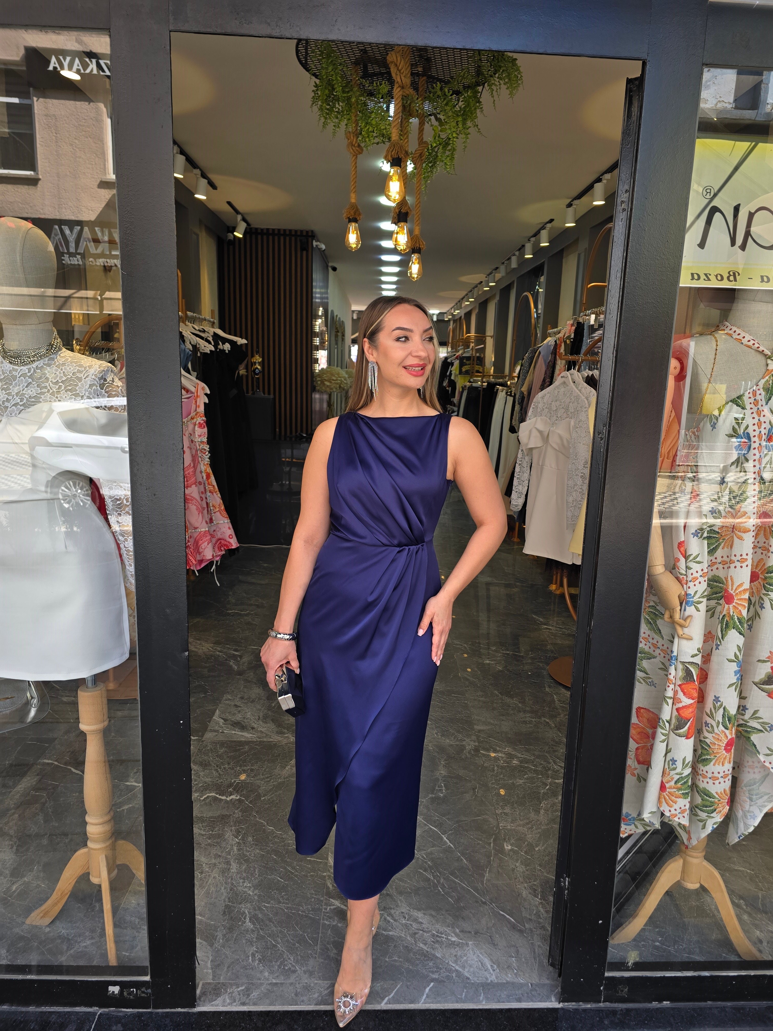 LACİVERT SATEN ELBİSE
