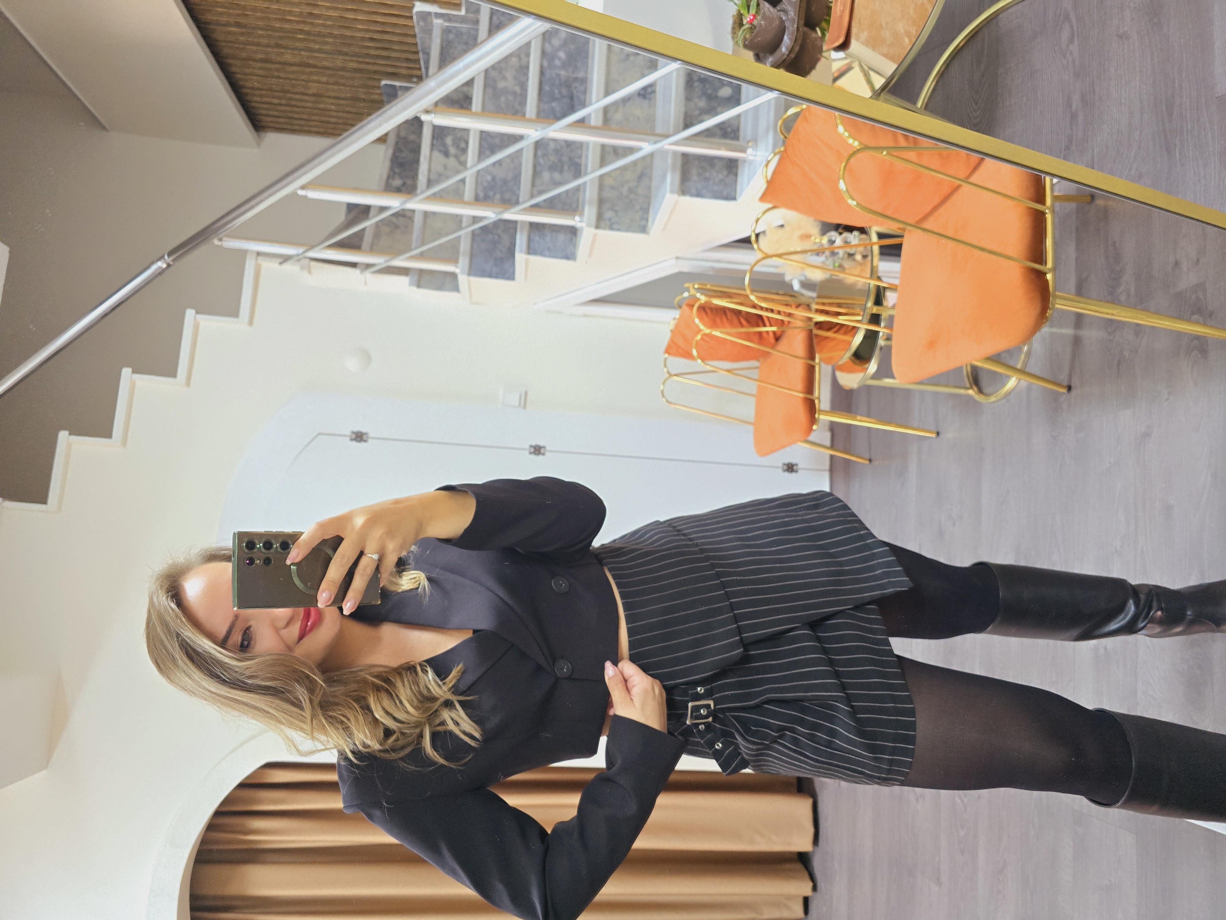 SİYAH KISA BLAZER CEKET