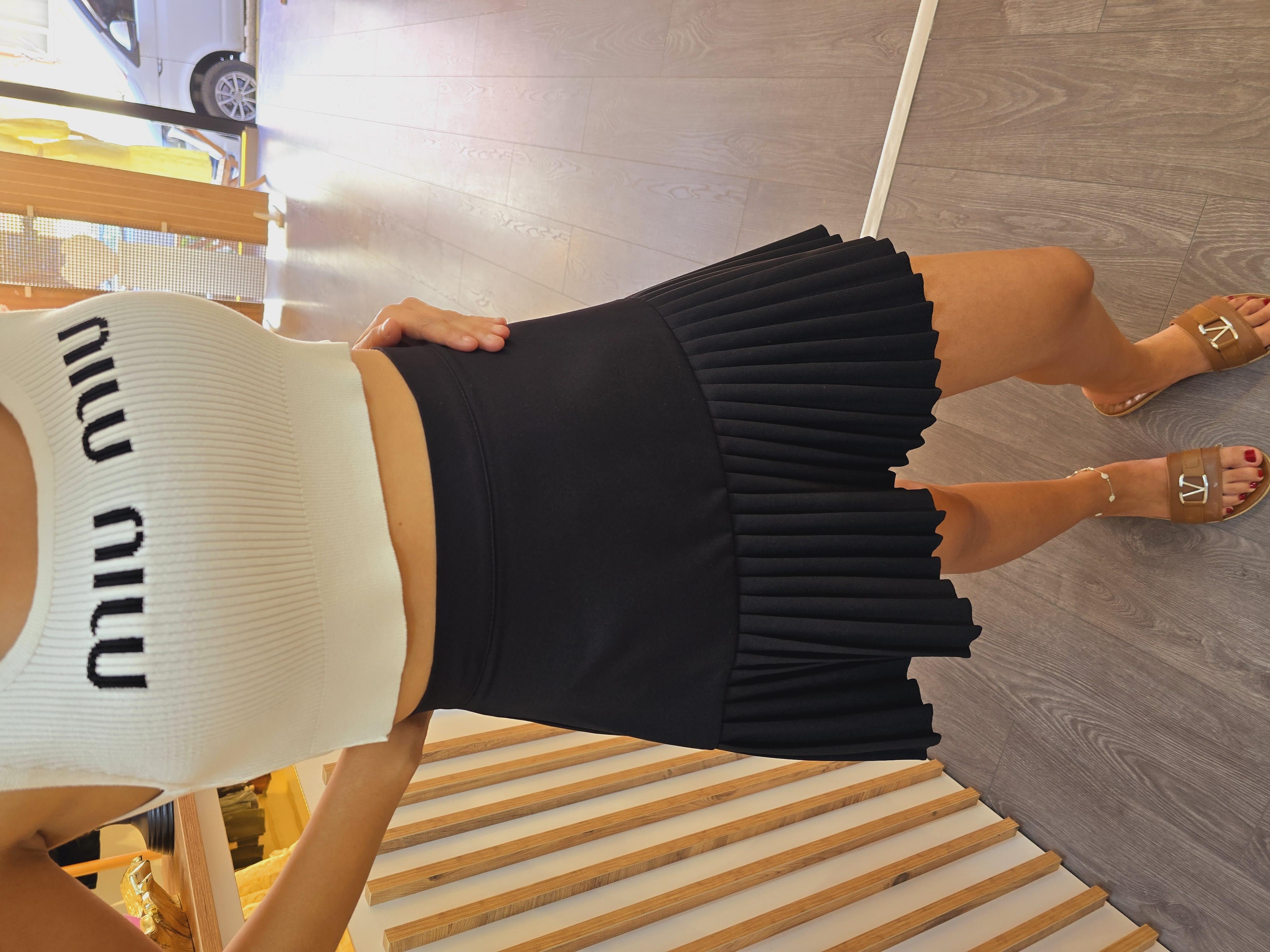 SİYAH PİLİLİ ZARA MODEL ŞIK ETEK