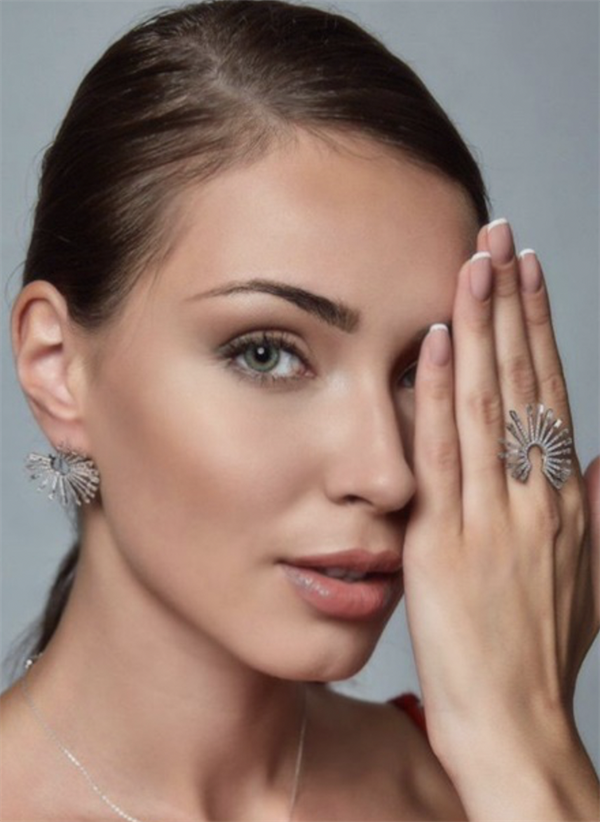 Alina