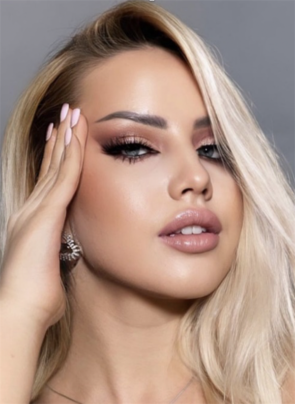 Ksenia