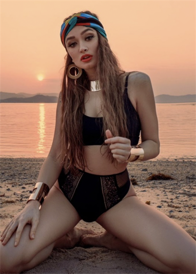 Anna
