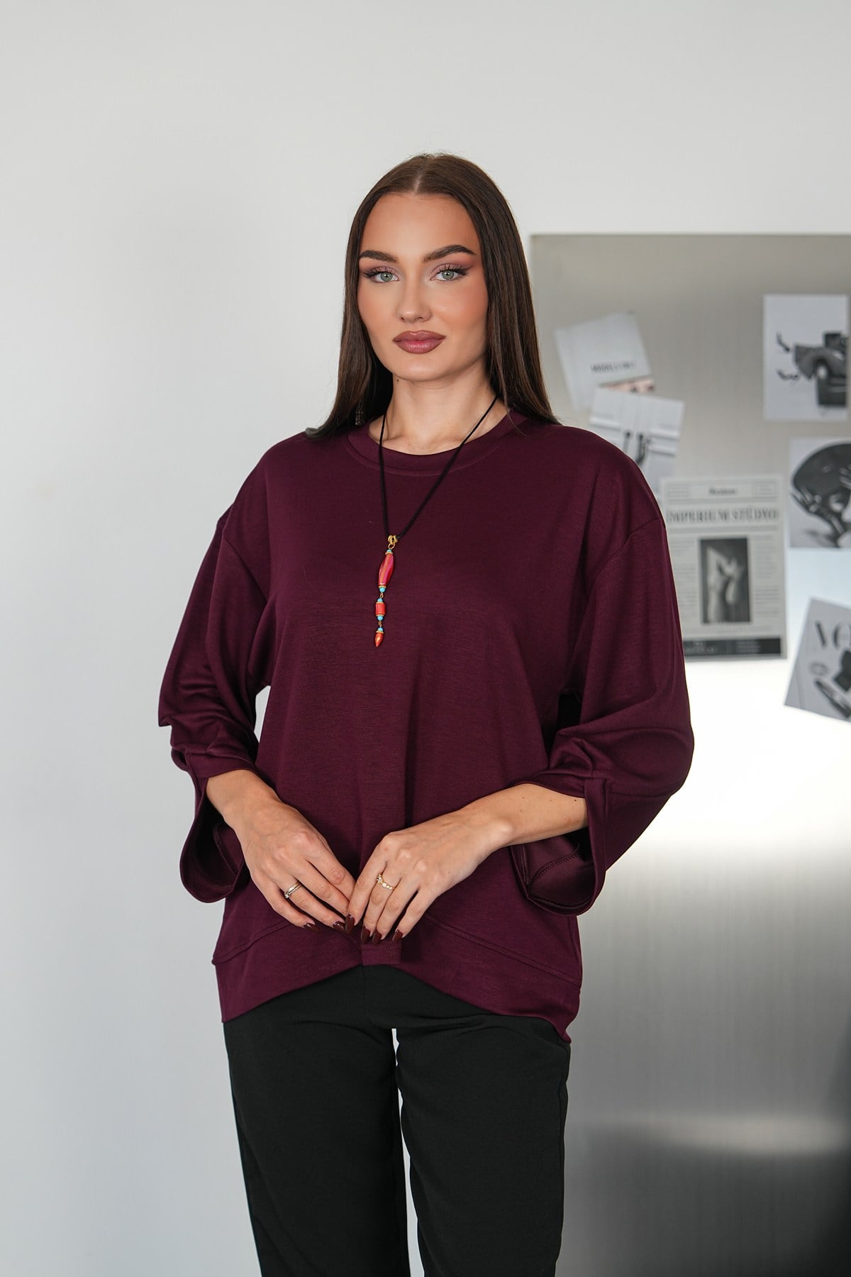 Asimetrik Dikiş Detaylı Kolyeli Sweat