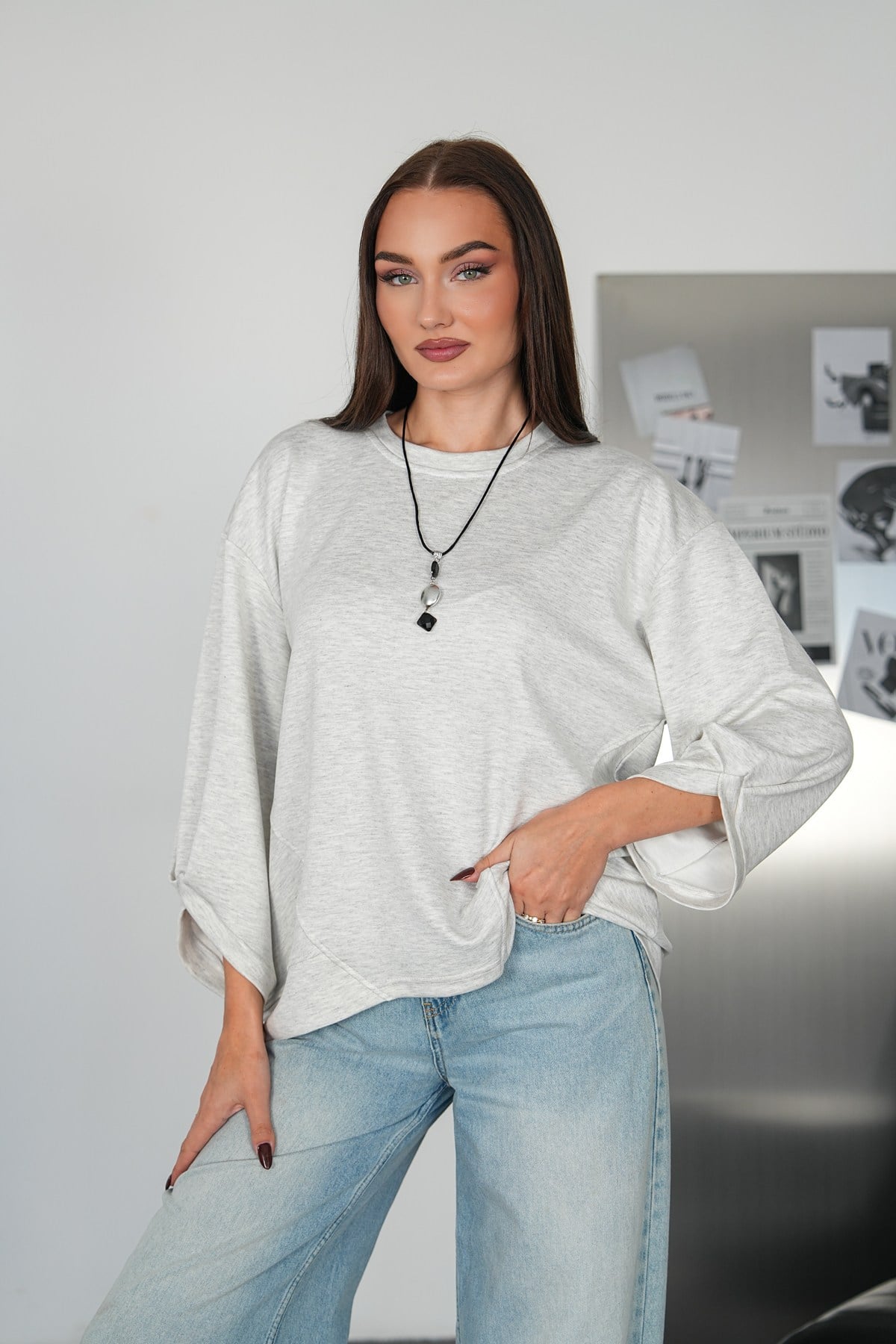 Asimetrik Dikiş Detaylı Kolyeli Sweat
