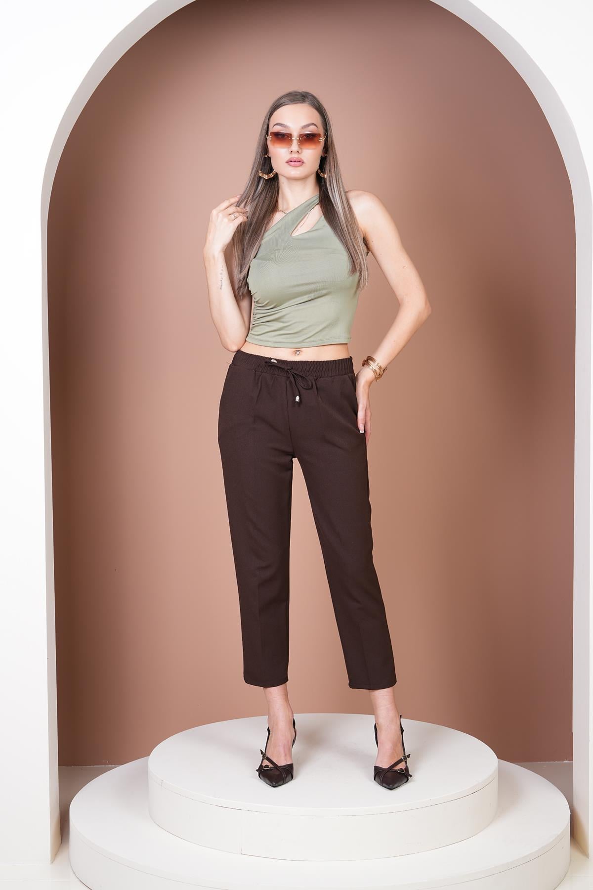 Beli Lastikli Havuç Pantalon-Kahverengi